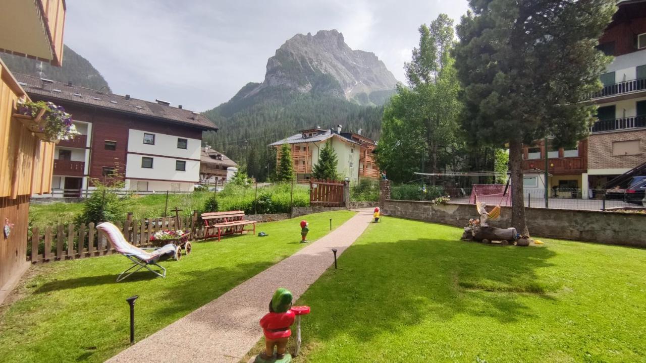 Villa L'Aida Canazei Bagian luar foto