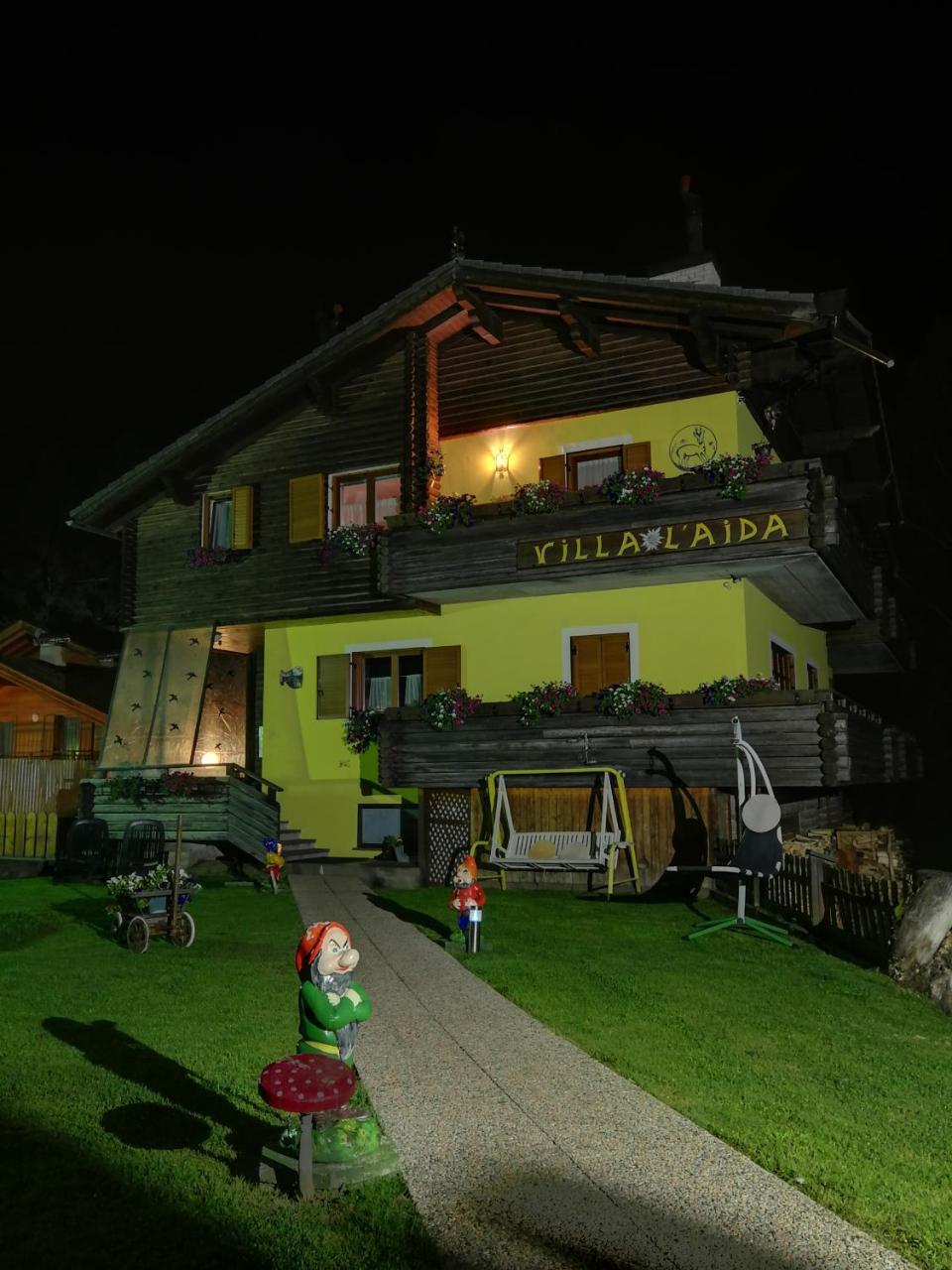 Villa L'Aida Canazei Bagian luar foto